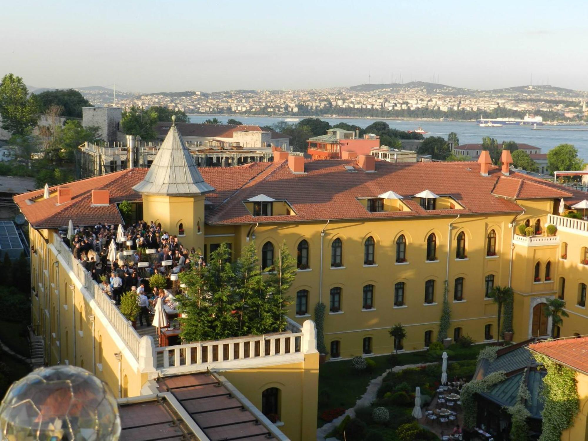 Berk Guest House - Grandma'S House Estambul Exterior foto