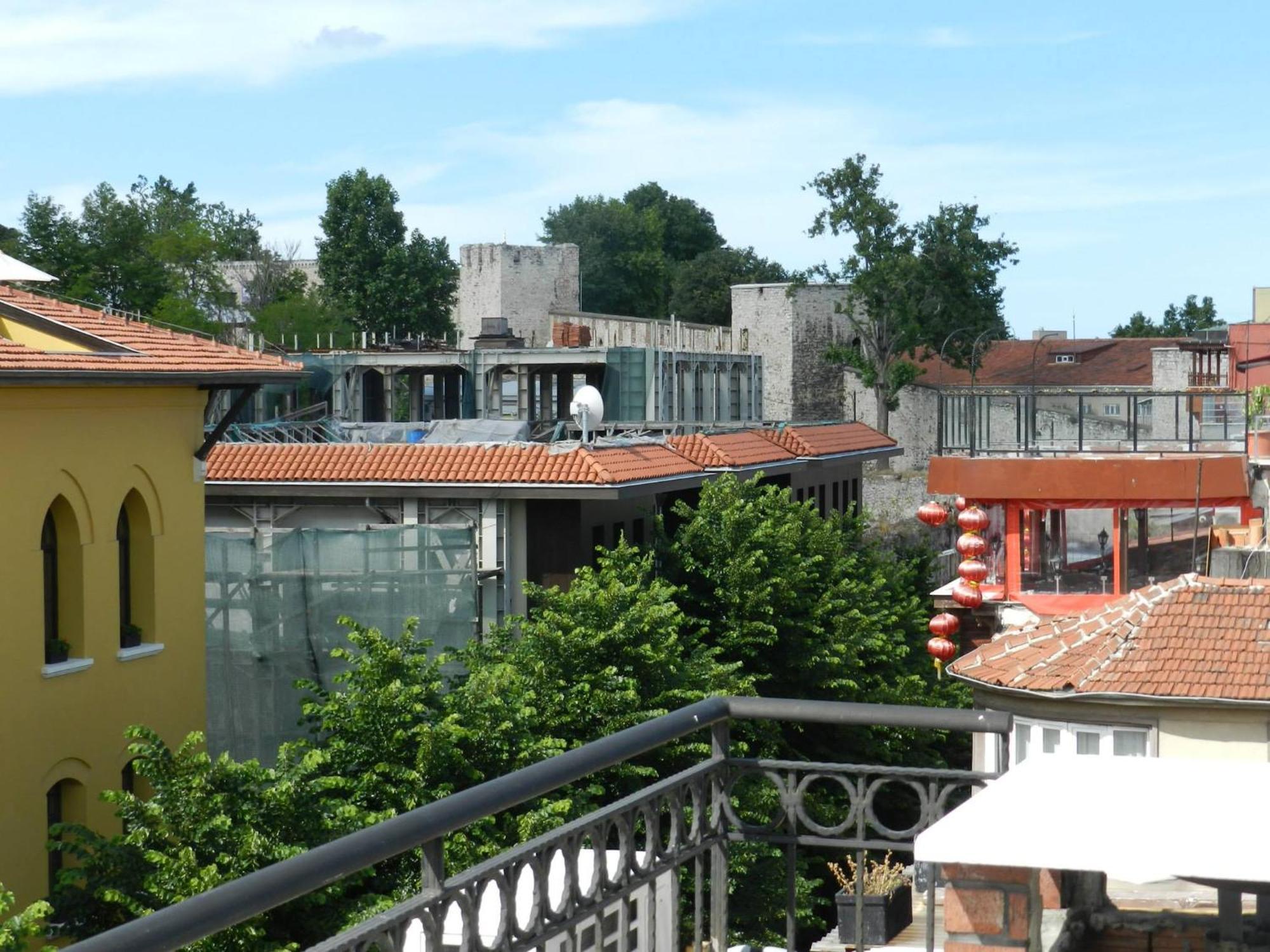 Berk Guest House - Grandma'S House Estambul Exterior foto